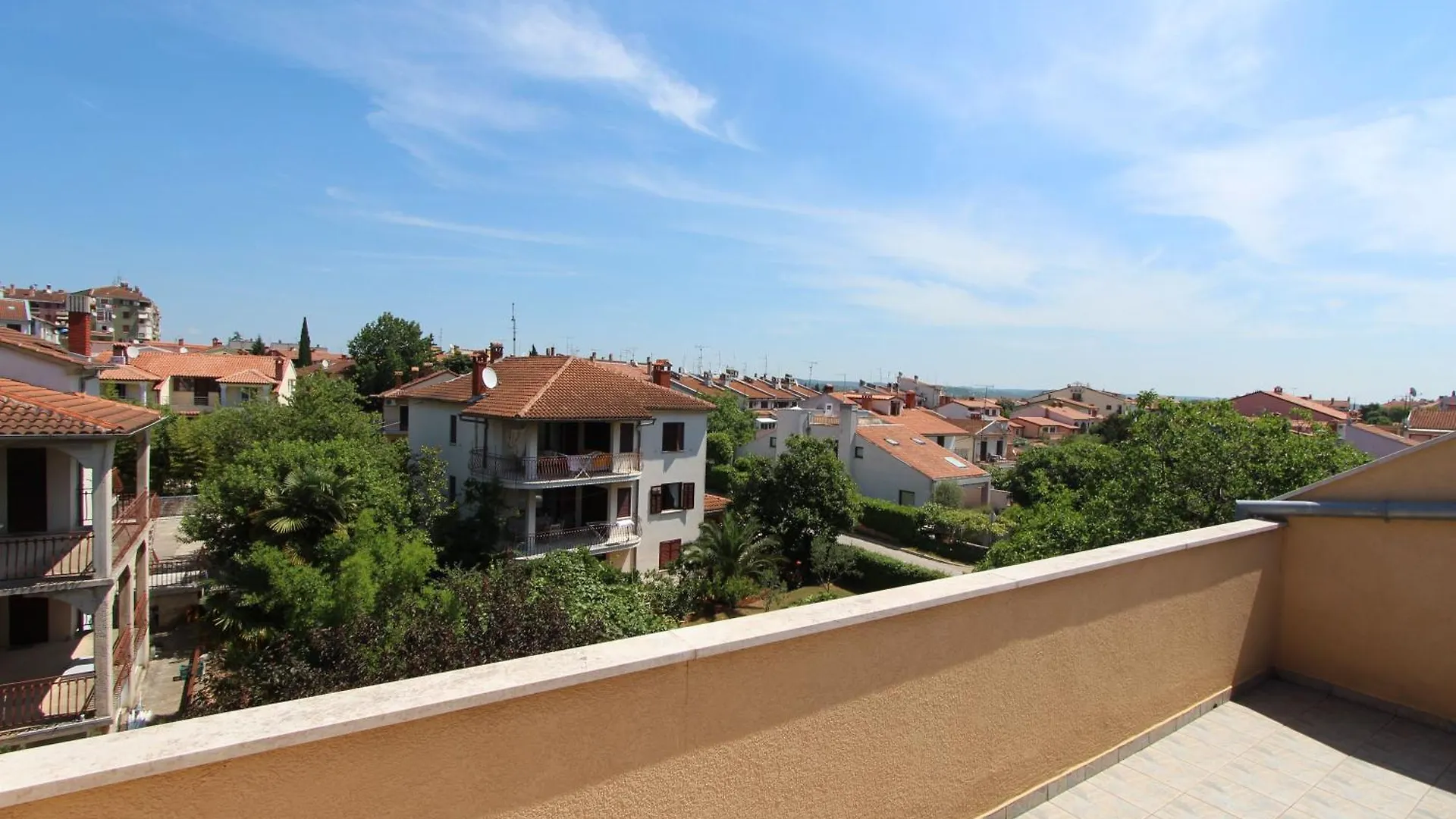 Apartment Ferienwohnung Lora Mit Kleiner Terrasse Rovinj